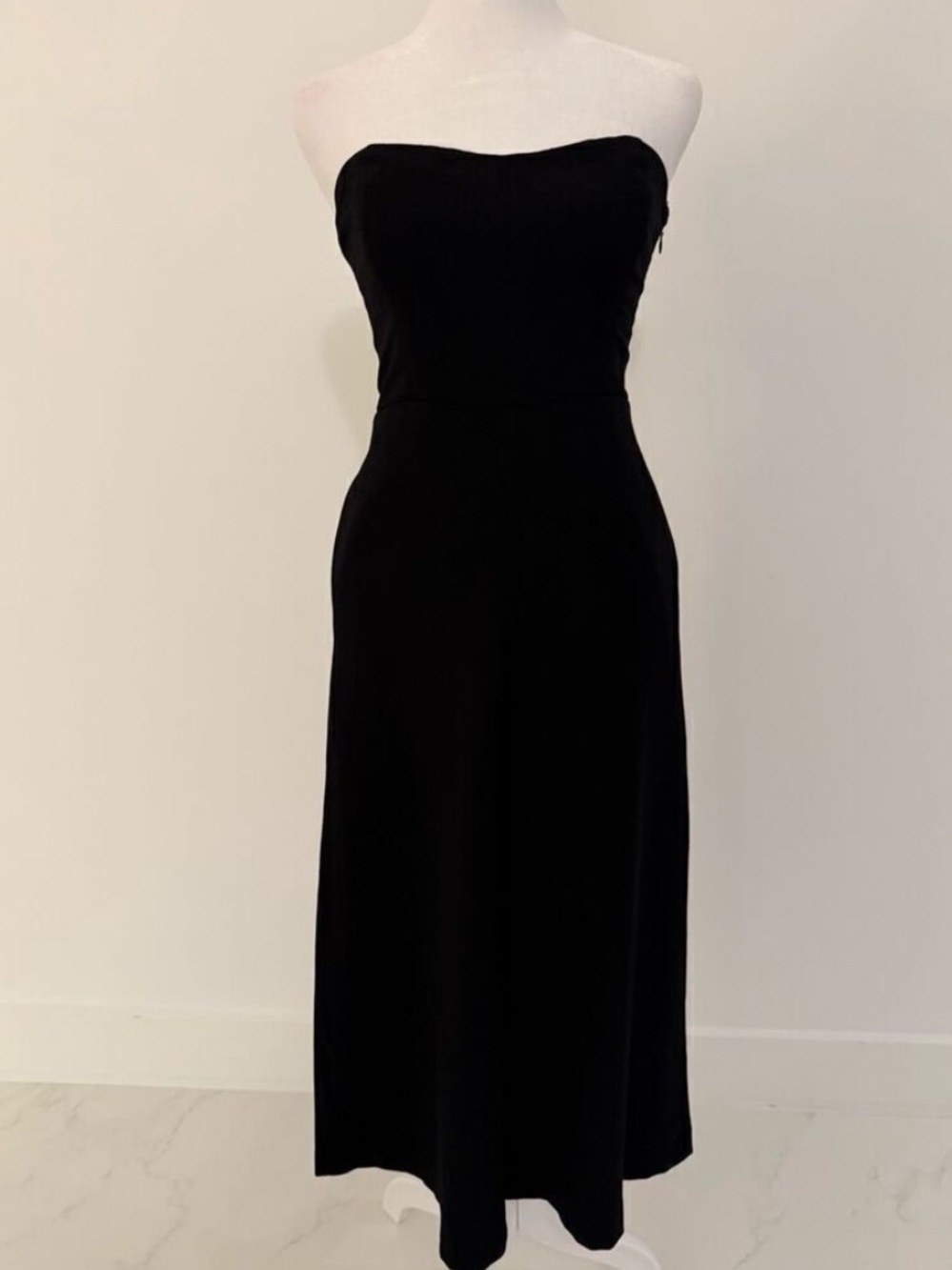 Club Monaco Strapless Black beautiful super sophisticated and versatile Jumpsuit